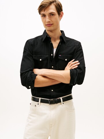 TOMMY HILFIGER Regular Fit Hemd in Schwarz: Vorderseite