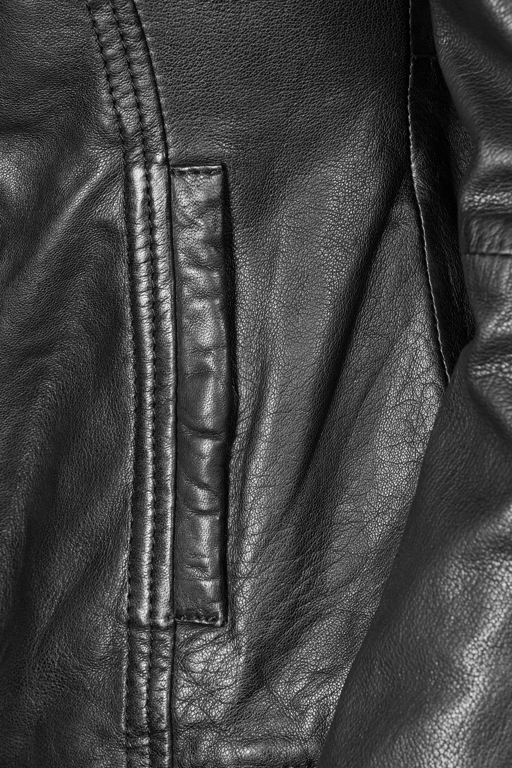 7ELEVEN Tussenjas 'SEFlavia' in Zwart