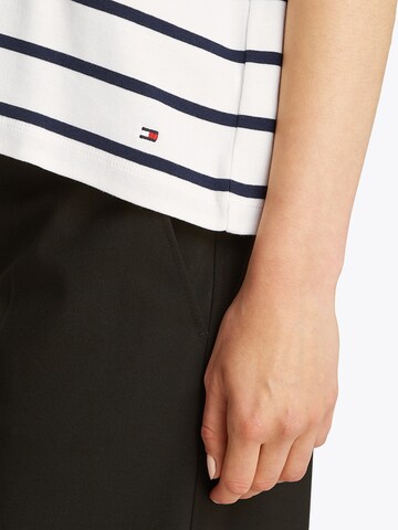 Maglietta di TOMMY HILFIGER in blu