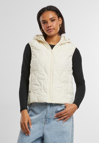 Gilet di Urban Classics in bianco: frontale