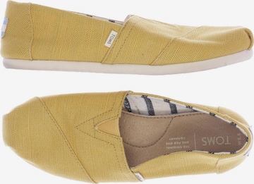 TOMS Flats & Loafers in 36 in Yellow: front