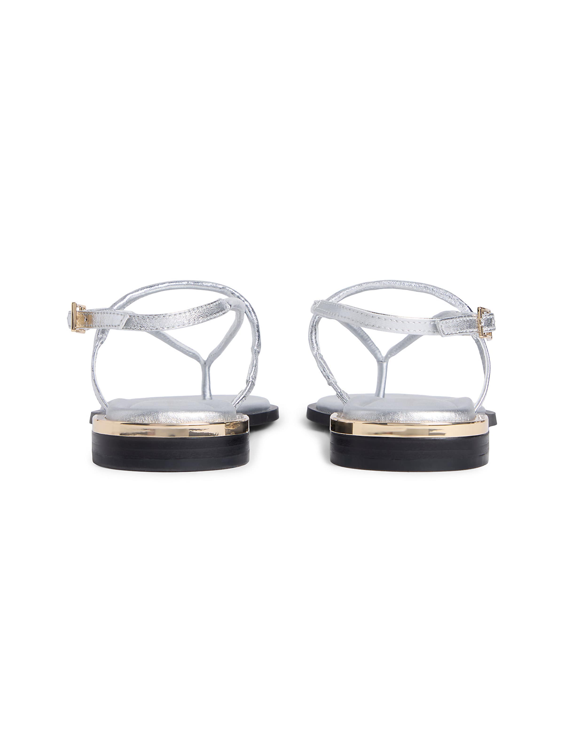 TOMMY HILFIGER T-bar sandals in Silver