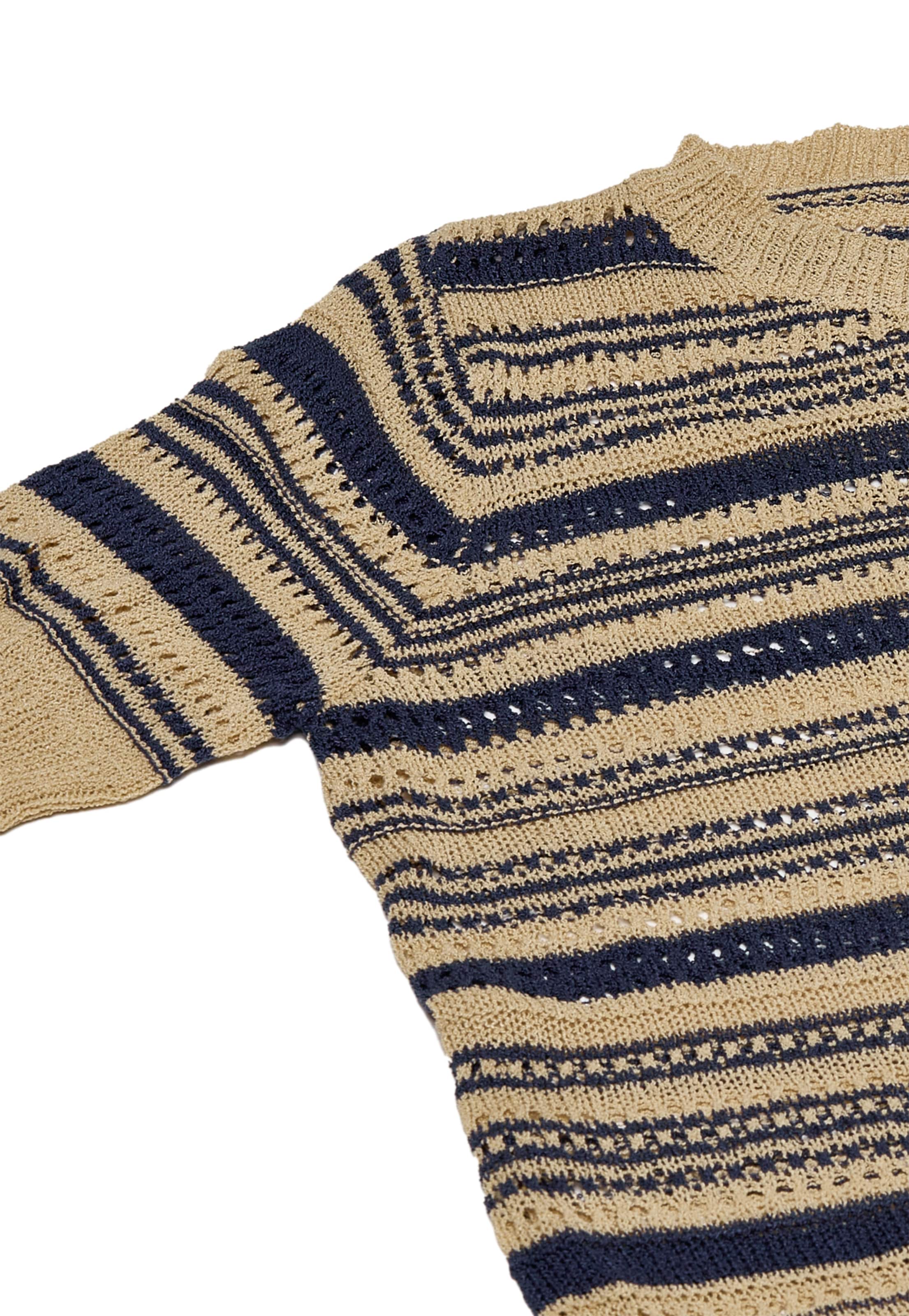 ESHA - Pullover em bege