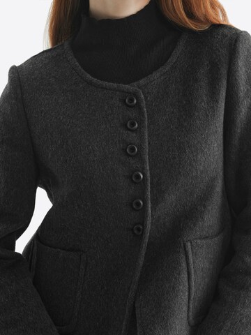 TorWeit Knit Cardigan 'Wool-Blend Coat Short' in Black