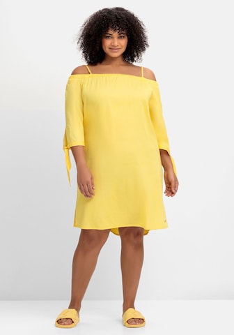 SHEEGO Beach Dress in Yellow: front