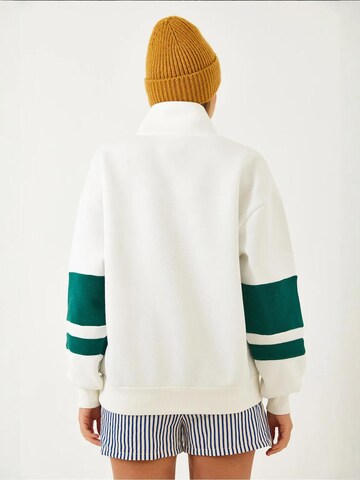 Bianco Lucci Sweatshirt in Weiß