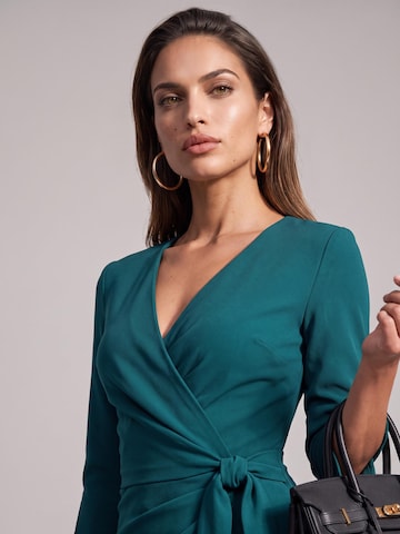 AUDRAY - Vestido de bainha 'SCARLETT' em verde