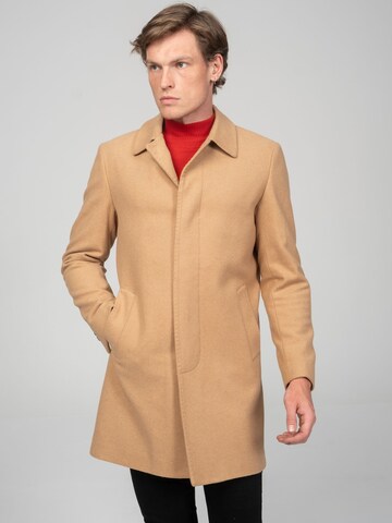 Ron Tomson Winter coat in Brown: front