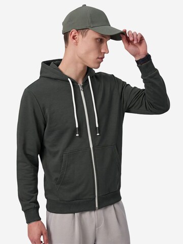 Tenue d'intérieur 'Dreiteiliges Set' Tommy Life en vert