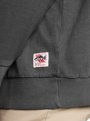 TOM TAILOR Men + Sweatshirt in Grijs