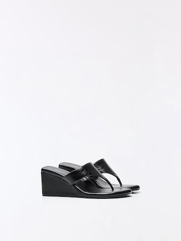 Bershka Žabky – černá