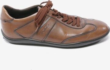 Tod's Flats & Loafers in 43 in Brown: front