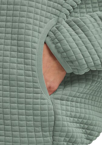 JACK WOLFSKIN Between-Season Jacket in Green