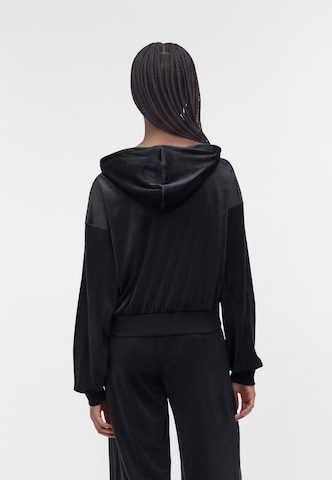 ADIDAS ORIGINALS Tréning dzseki 'ESS TT' - fekete