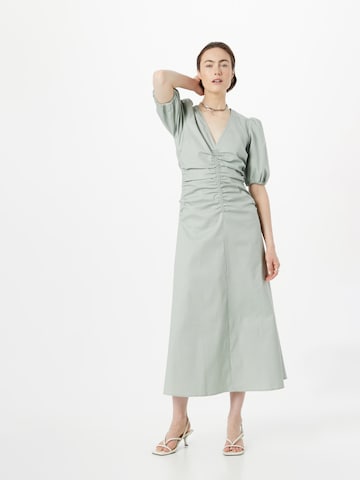 minimum Kleid in Grau