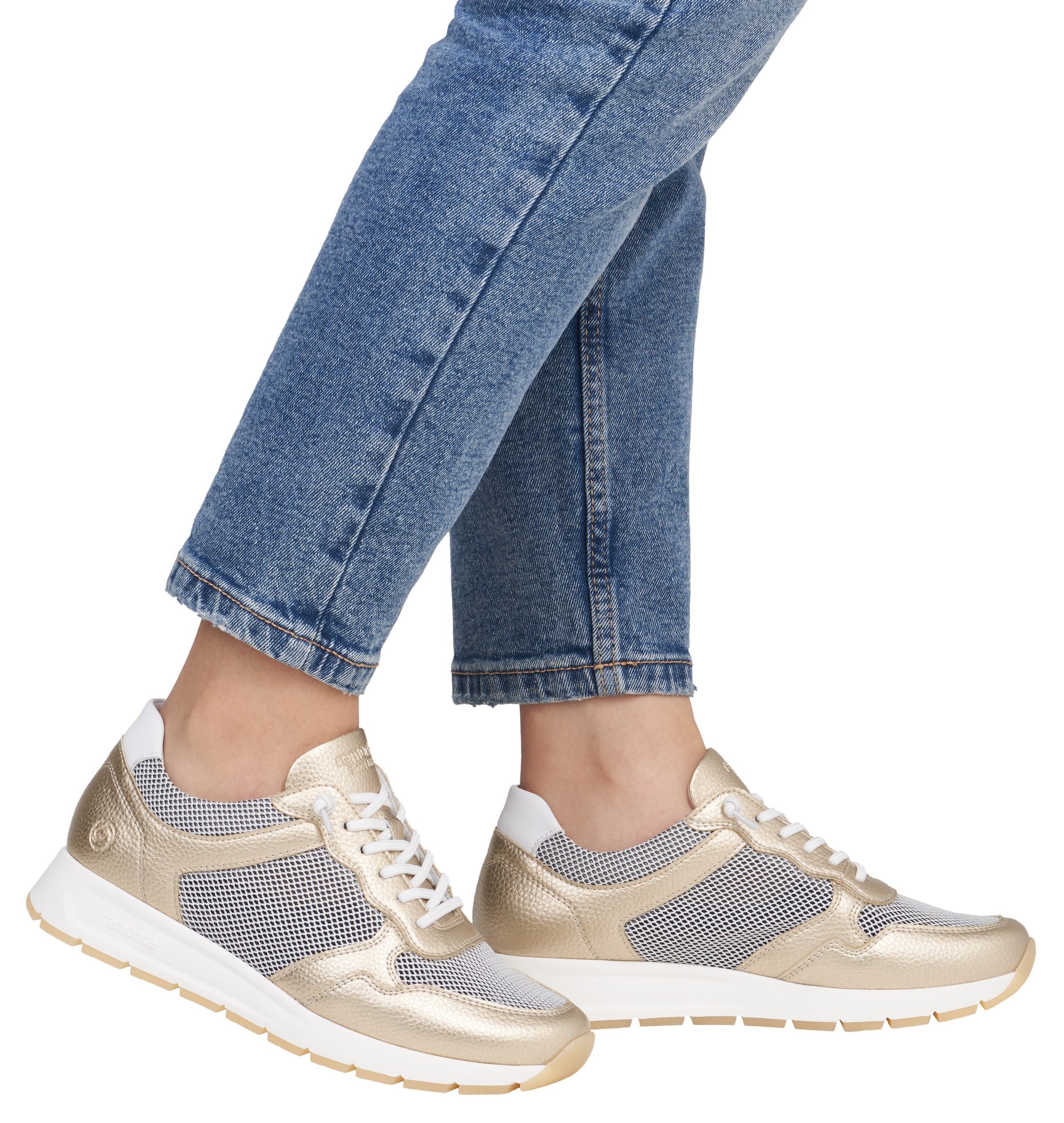 REMONTE Sneakers laag in Goud