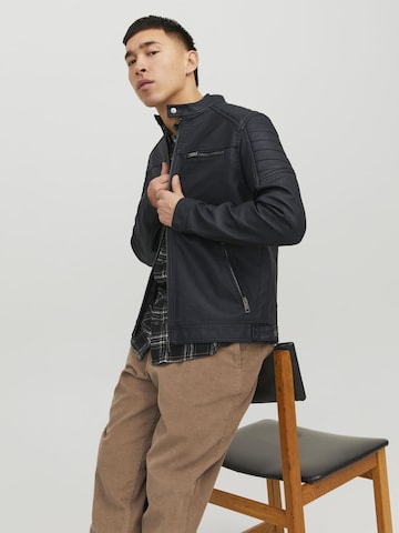 JACK & JONES - Ajuste regular Chaqueta de entretiempo 'JCORocky' en negro