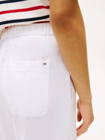 TOMMY HILFIGER Loose fit Trousers in White