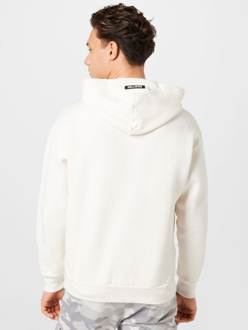 HOLLISTER - Sudadera en blanco