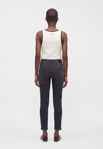 Coupe slim Jean 'LANA' Weekend Max Mara en noir