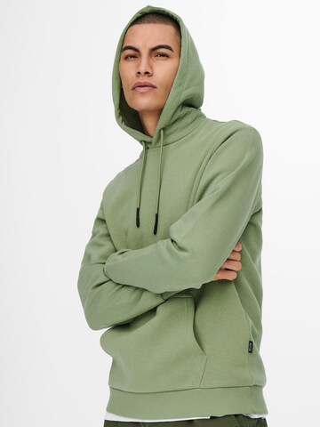 Only & Sons - Ajuste regular Sudadera 'Ceres' en verde