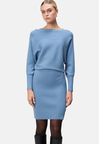 zero Knit dress in Blue: front