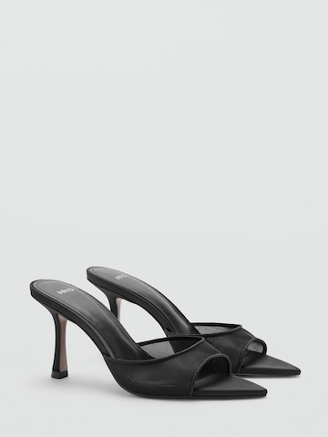 MANGO Šľapky - Čierna