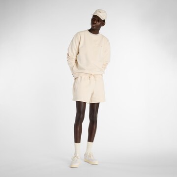 new balance Loosefit Shorts in Beige