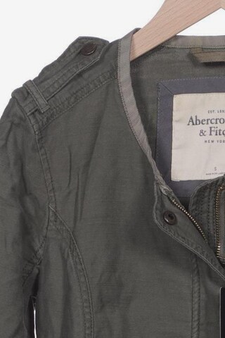 Abercrombie & Fitch Jacket & Coat in S in Green