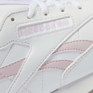 Baskets basses Reebok en blanc