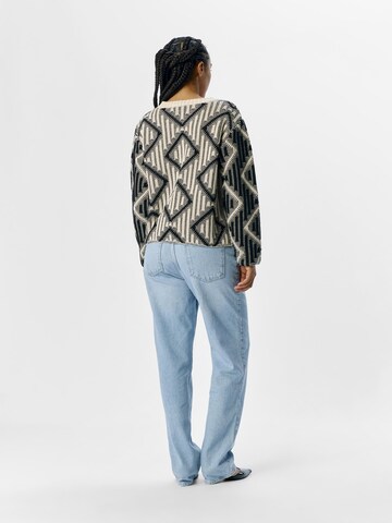 OBJECT Sweater in Black