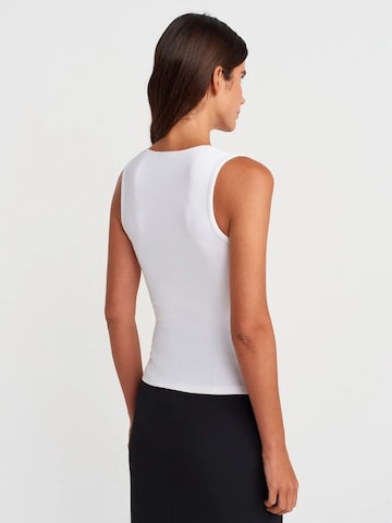 Dilvin Top in White