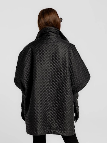 Kimono 'Lace' di mandragora in nero