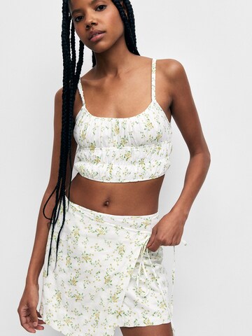 Pull&Bear Skirt in White: front