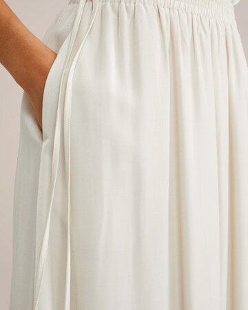 WE Fashion Skirt in Beige