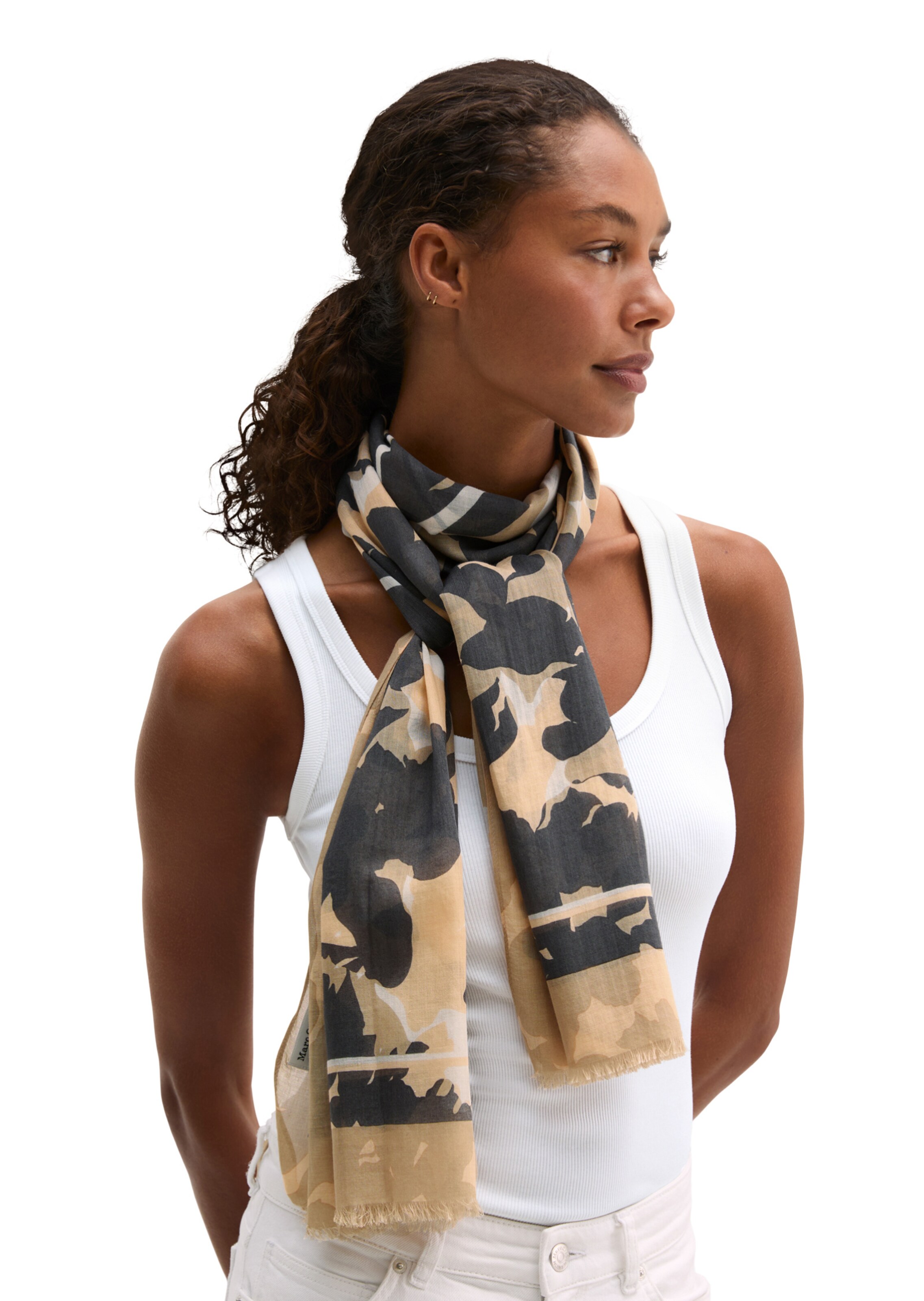 Marc O'Polo Scarf in Beige: front