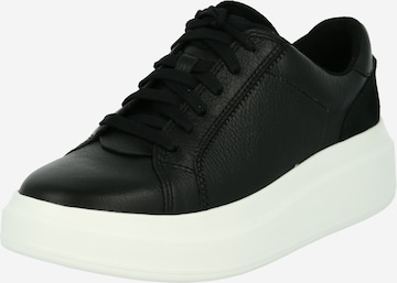 UGG Platform trainers 'Scape' in Black: front