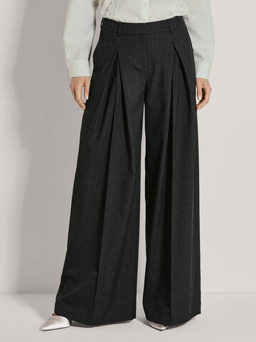 Loosefit Pantalon MADELEINE en gris : devant