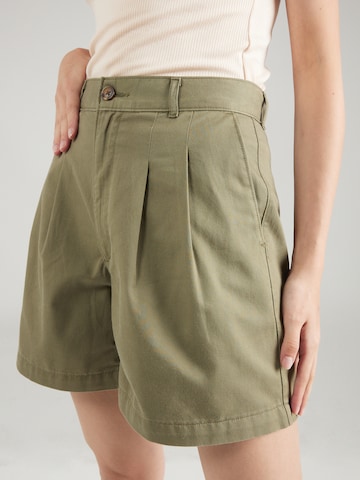 LEVI'S ® Loosefit Παντελόνι πλισέ σε πράσινο