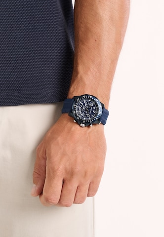 Orologio analogico di NAUTICA in blu: frontale