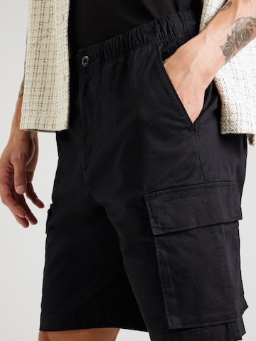Calvin Klein Jeans Regularen Kargo hlače | črna barva
