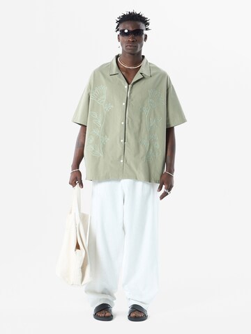 VAMOS CLO Comfort fit Button Up Shirt in Green