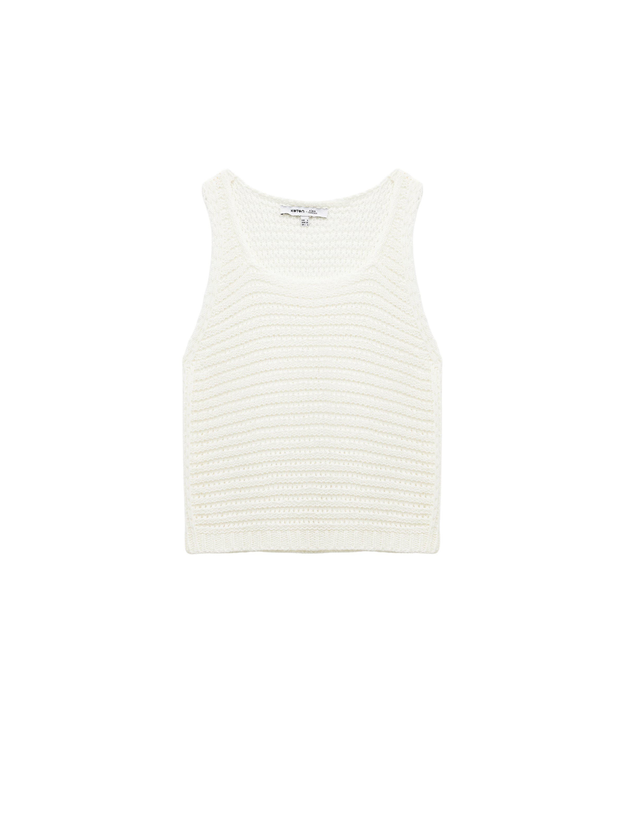 Koton Knitted top in White: front