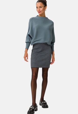 zero Pullover in Blau