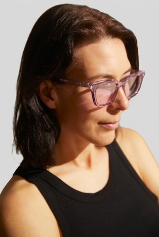 LASCANA Sonnenbrille in Lila