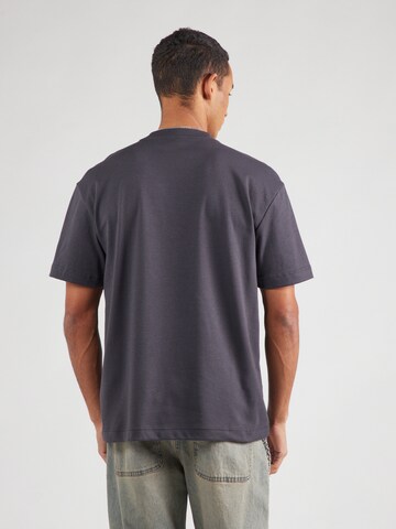 T-Shirt HOLLISTER en noir