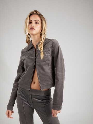 Veste mi-saison 'Lexa' SHYX en gris : devant