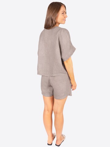 T-shirt 'TAMARA LINO' Seasons of April en marron