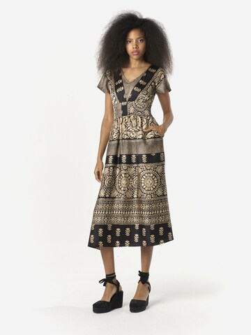 KOROSHI Jurk in Beige