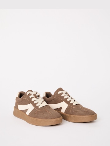 Friends Like These Tenisky – hnědá